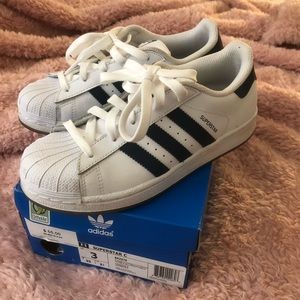 Adidas Superstar White w/ Navy Stripes